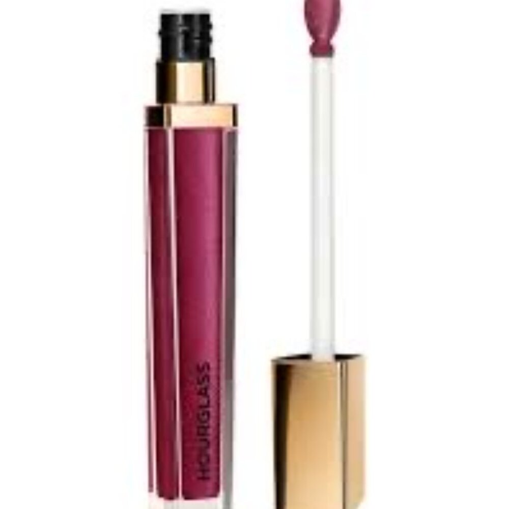 HOURGLASS lip